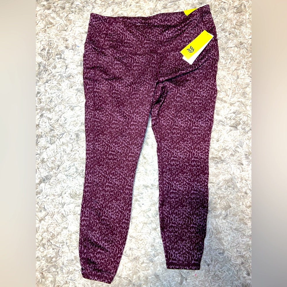 All In Motion leggings. Size xxl. NWT